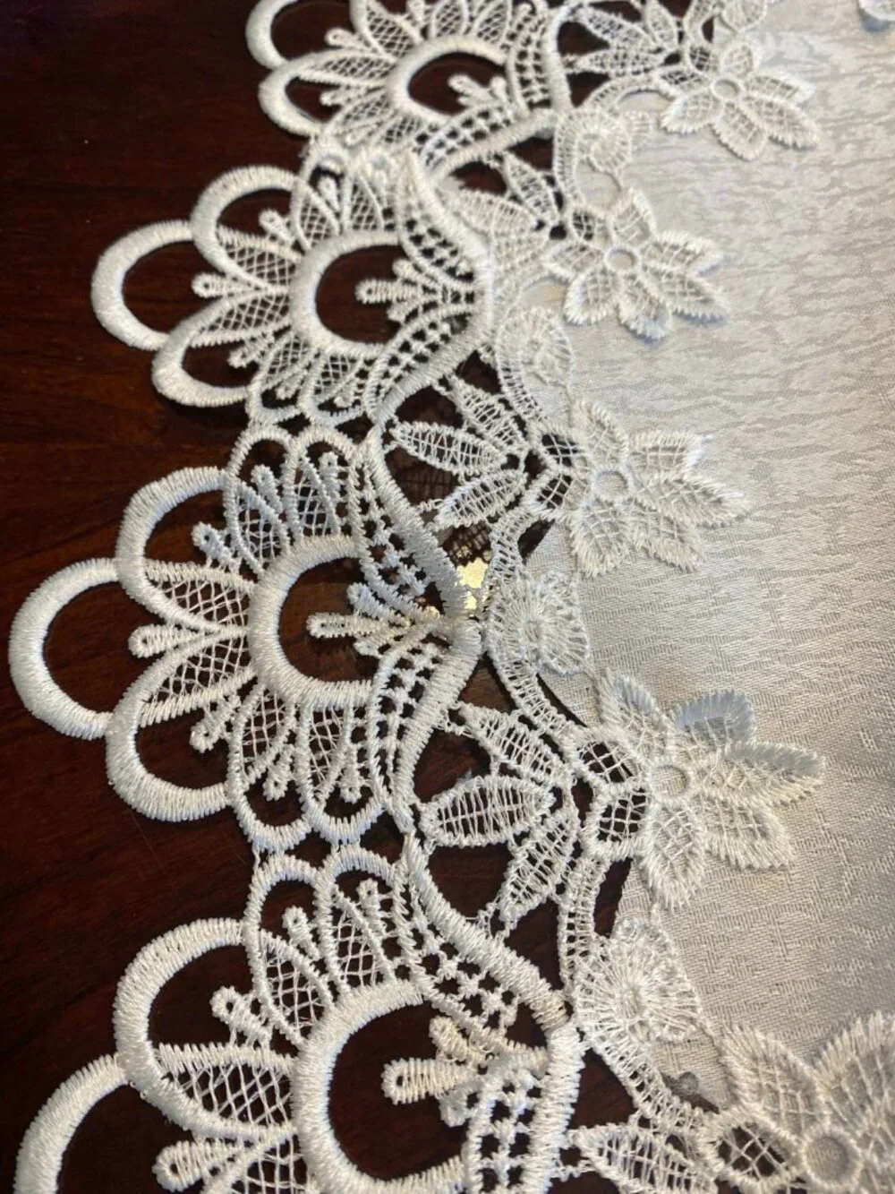 Round White Jacquard Lace Table Top Centerpiece Doily Placemat 23”